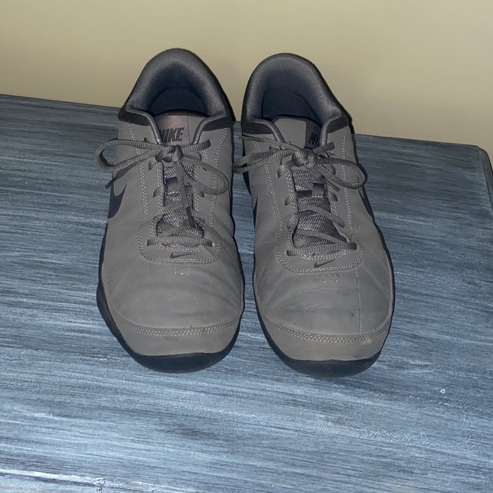 Men’s Nike Airs